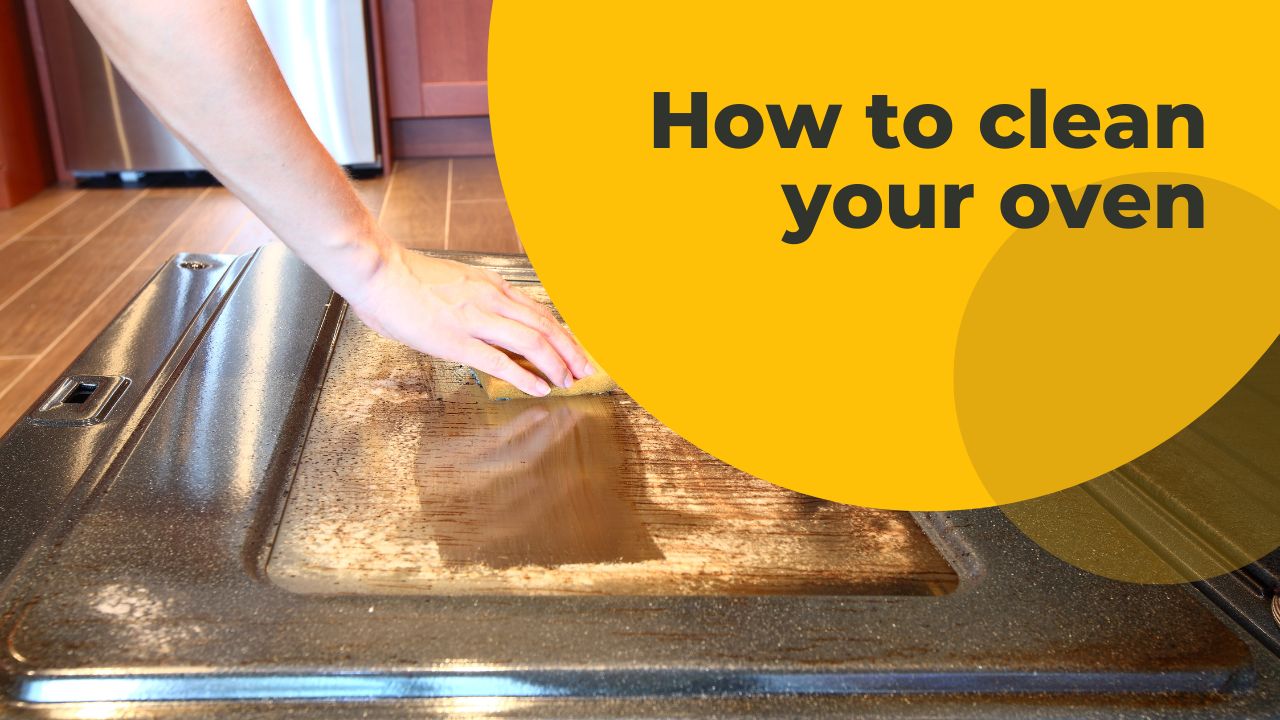 How to clean an oven and oven shelves